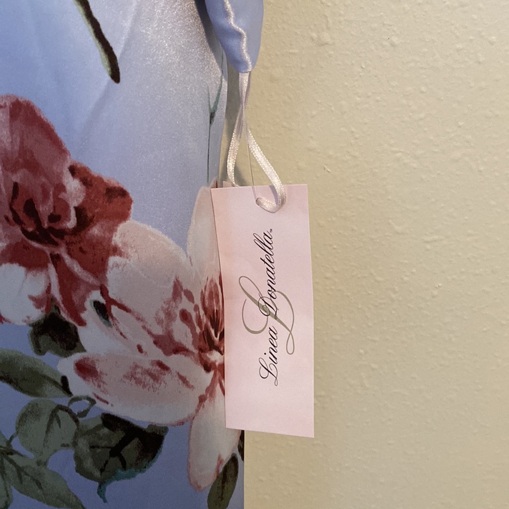 Linea Donatella Robe - Picture 4 of 5